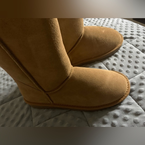 Gooce chestnut Women's Fashion Snow Boot - Picture 7 of 13